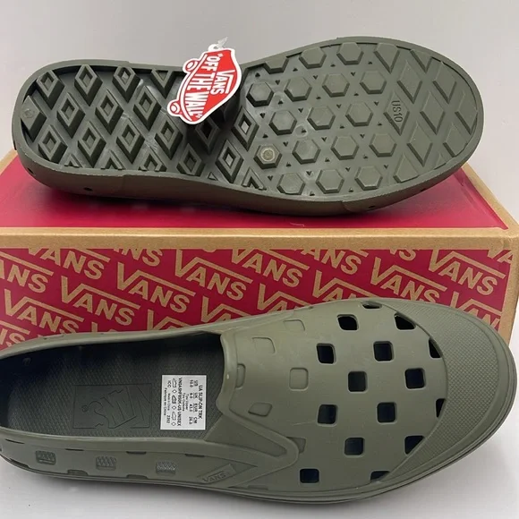 Vans WMNS Slip-On Trk
Grape Leaf
VN0A5HF850K
Sneakers - Picture 4 of 16